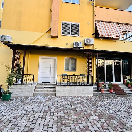 Edi Apartament Center Szkodra Zewnętrze zdjęcie