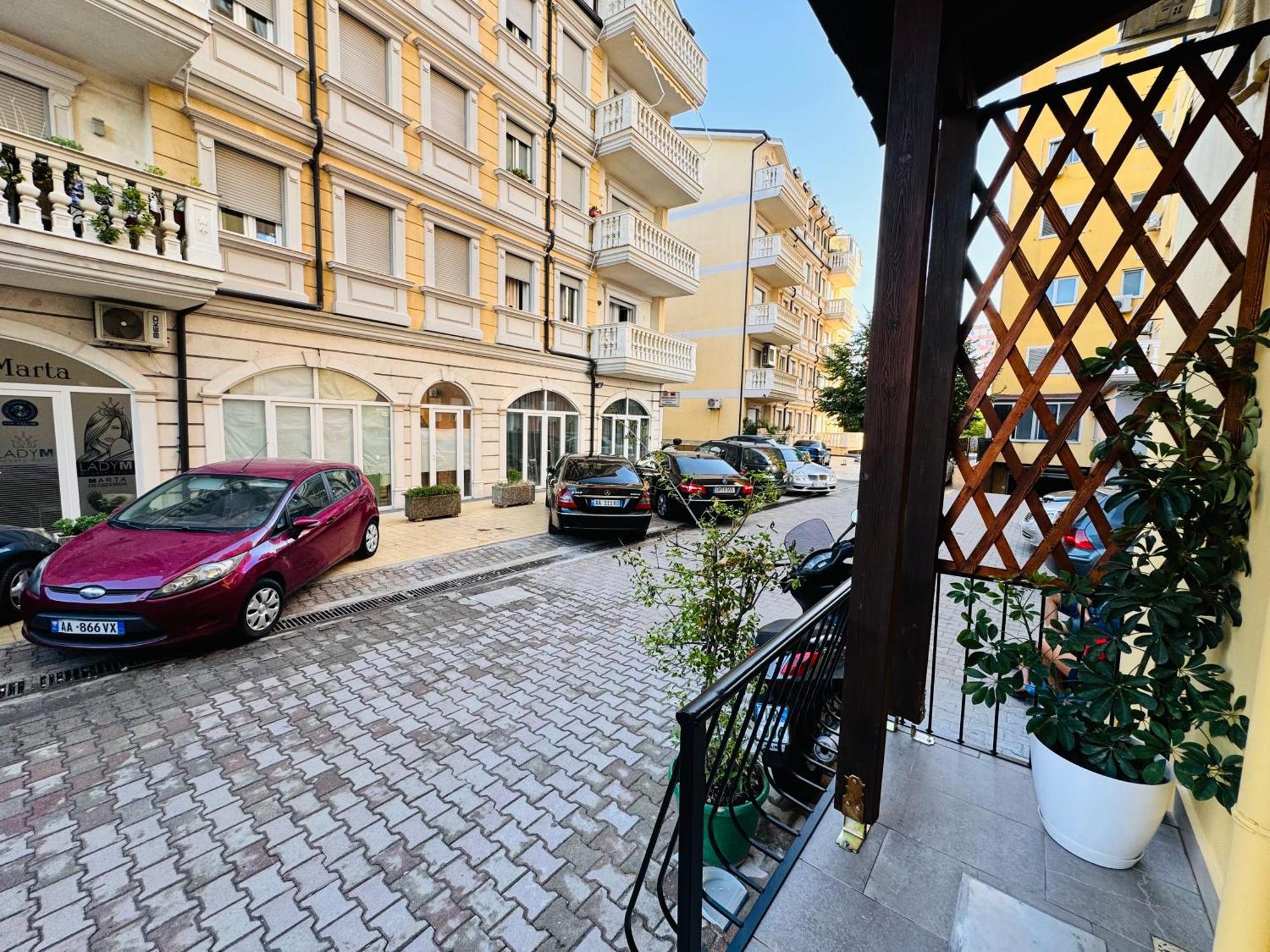 Edi Apartament Center Szkodra Zewnętrze zdjęcie